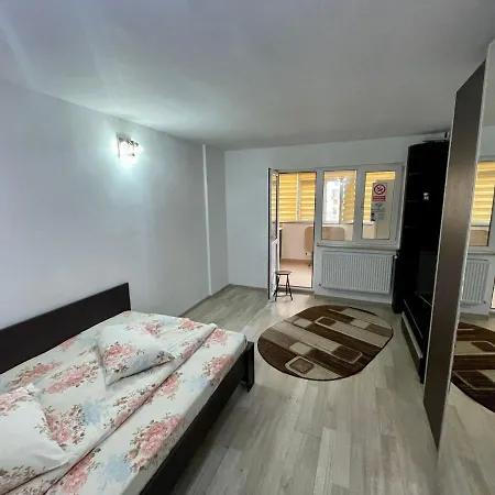 Garsoniera Moderna Parcare Internet Apartment Pitesti Exterior photo
