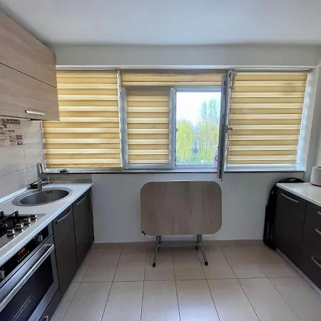 Garsoniera Moderna Parcare Internet Apartment Pitesti Exterior photo