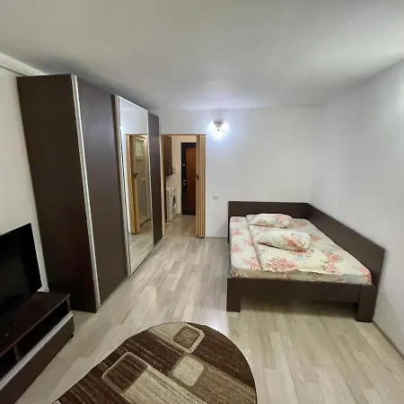 Garsoniera Moderna Parcare Internet Apartment Pitesti Exterior photo